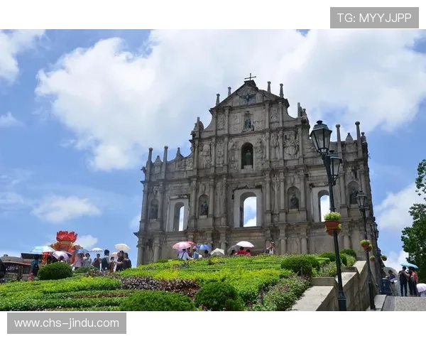 大三巴网：汇集澳门大三巴的摄影作品与文化介绍，展现这座古迹的独特魅力